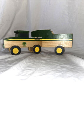 Learning Curve John Deere Wooden Pickup Truck And Trailer Log Carrier Set